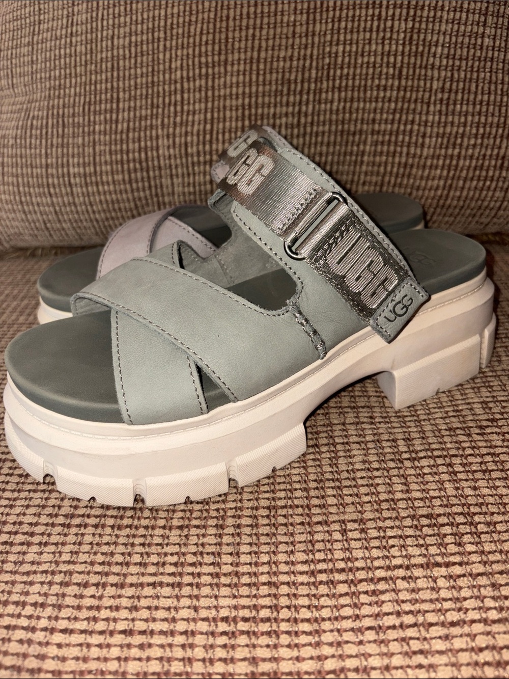 UGG Ashton Slida Women's Chunky Slide Sandals in Sage Green and White